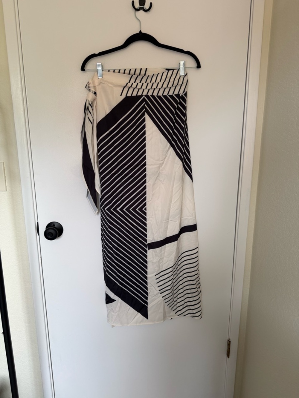 NWT Commense Print Wrap Skirt – S (From Set, Skirt Only) - Picture 7 of 7